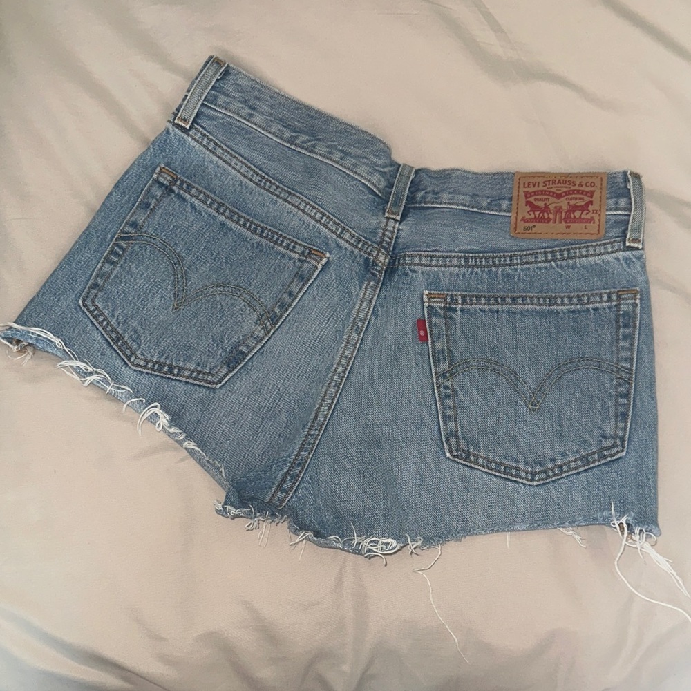 Levi's size 26 501 denim Classic Blue Jean Shorts